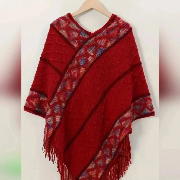 Red Knit Poncho Fringe Wrap Boho Gypsy Embroidered Cover-Up Shaw Scarf - Picture 3 of 3